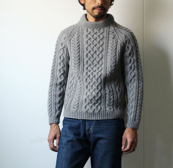 【Brooks Brothers】最上級 Aran Cashmere Knit使いやすいダークネイビーで